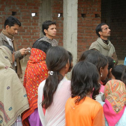 421636_227145384037865_595804484_n